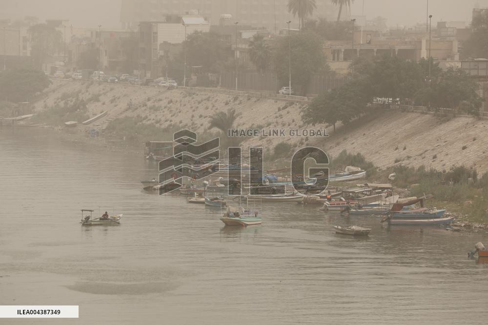 Sandstorm In Baghdad - Iraq