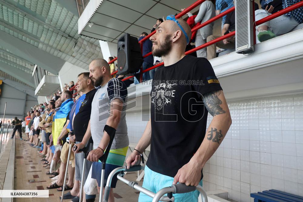 Kharkiv hosts regional swimming championship for veterans