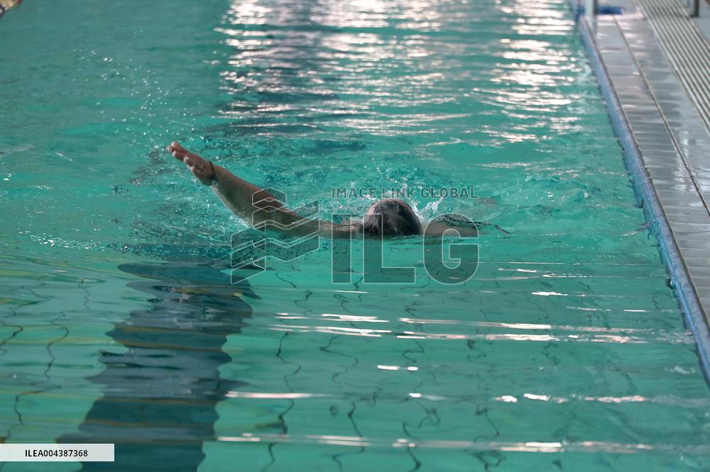Kharkiv hosts regional swimming championship for veterans
