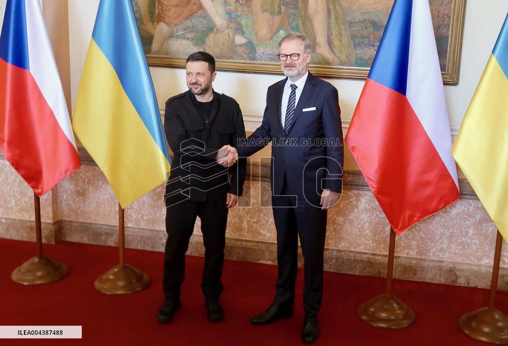 Briefing of Volodymyr Zelenskyy and Petr Fiala in Prague