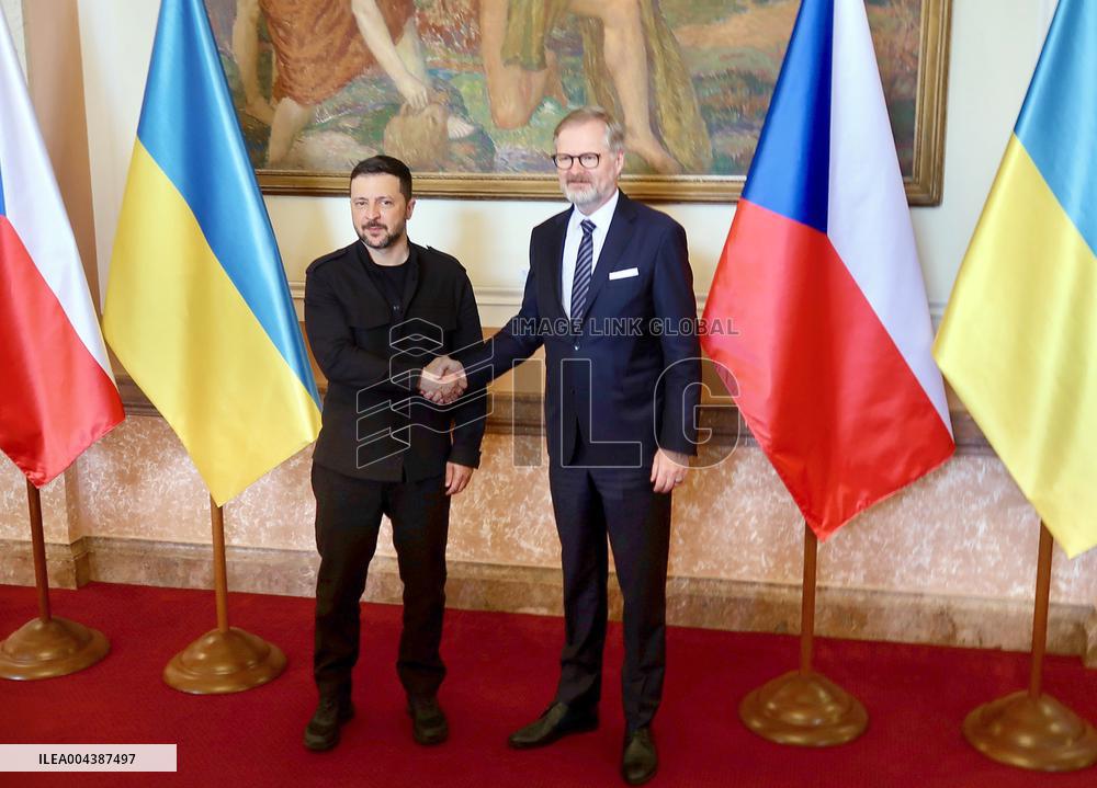 Briefing of Volodymyr Zelenskyy and Petr Fiala in Prague