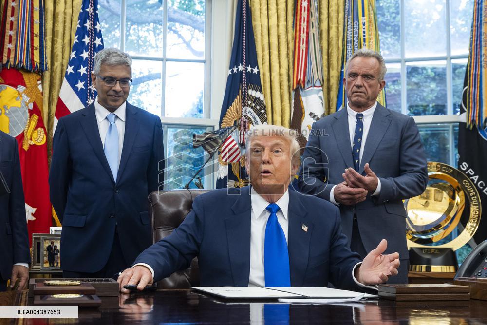 President Trump signs executive orders at White House