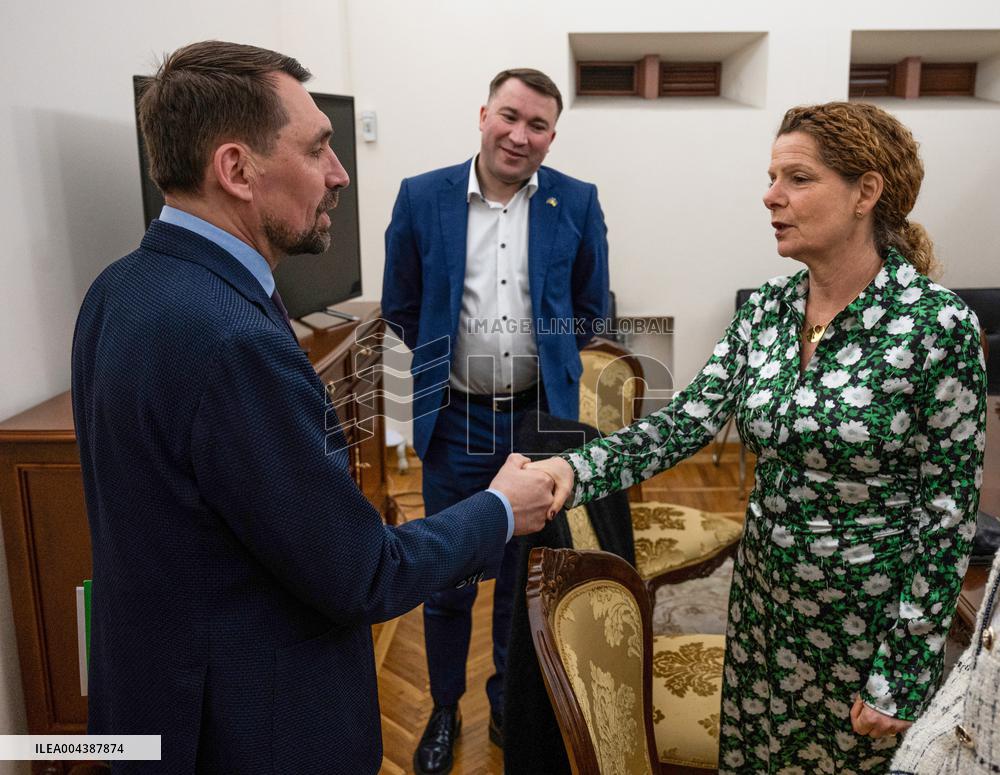 Mykola Tochytskyi meets with Director General of Swedish Radio Cilla Benko