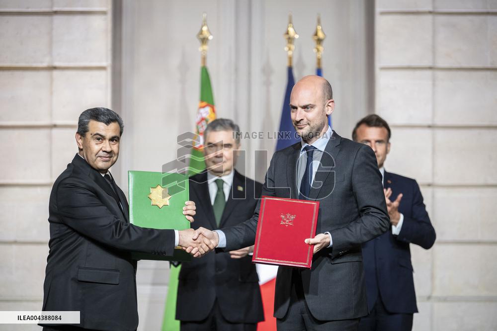 Macron And Berdimuhamedow Attend Agreement Ceremony At Elysee - Paris