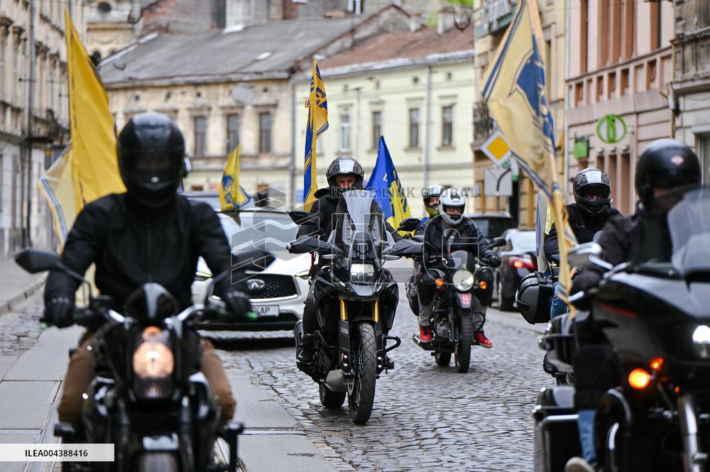 Bikers mark 11 years of Azov Brigade in Lviv