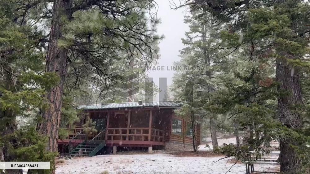US: Snowfall Reported in Spring Mountains Near Las Vegas