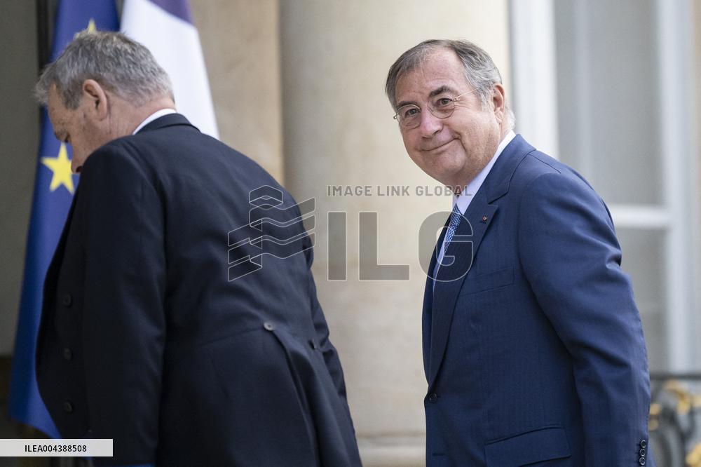 Martin Bouygues Arrives at the Elysee For A Working Diner - Paris