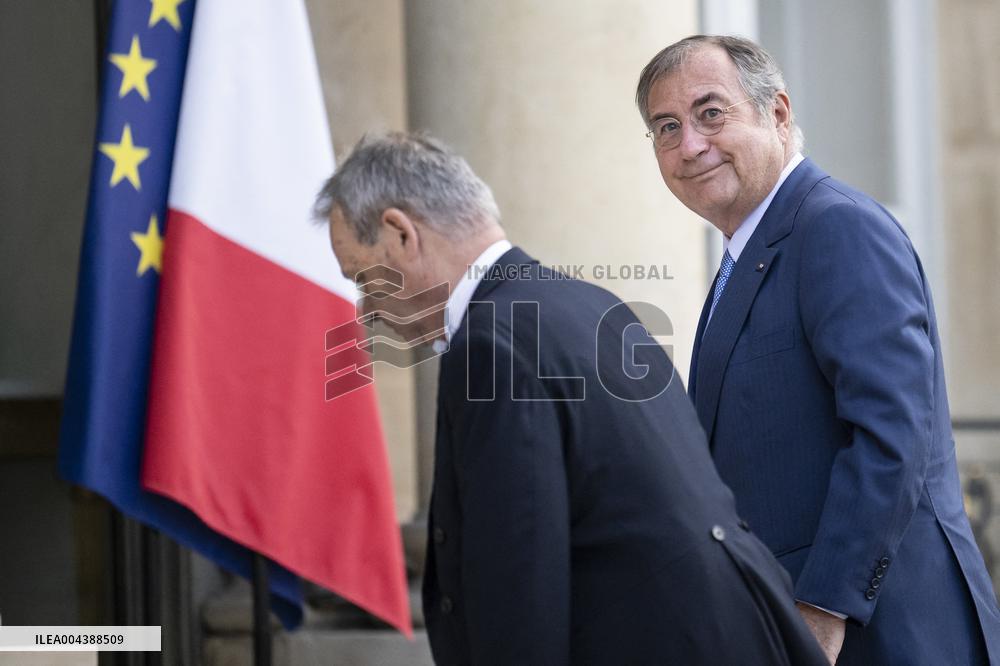 Martin Bouygues Arrives at the Elysee For A Working Diner - Paris