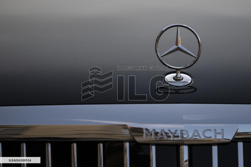 Illustration - The Mercedes Maybach