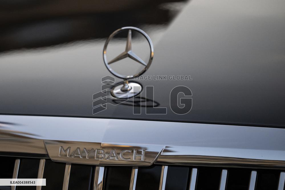 Illustration - The Mercedes Maybach