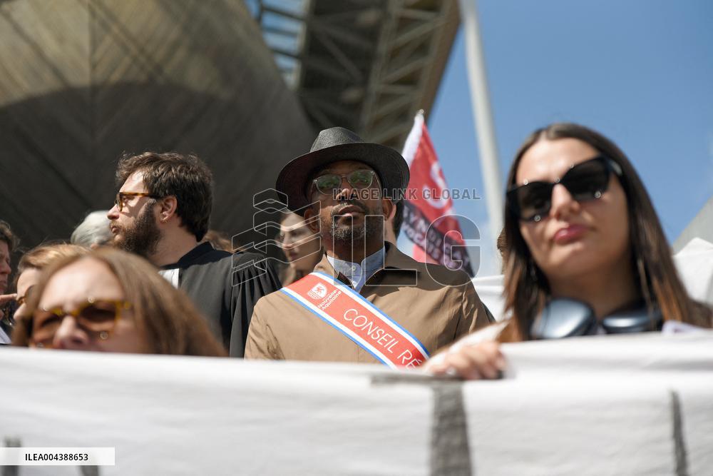 Lawyers Protest the Attal Bill - Bordeaux