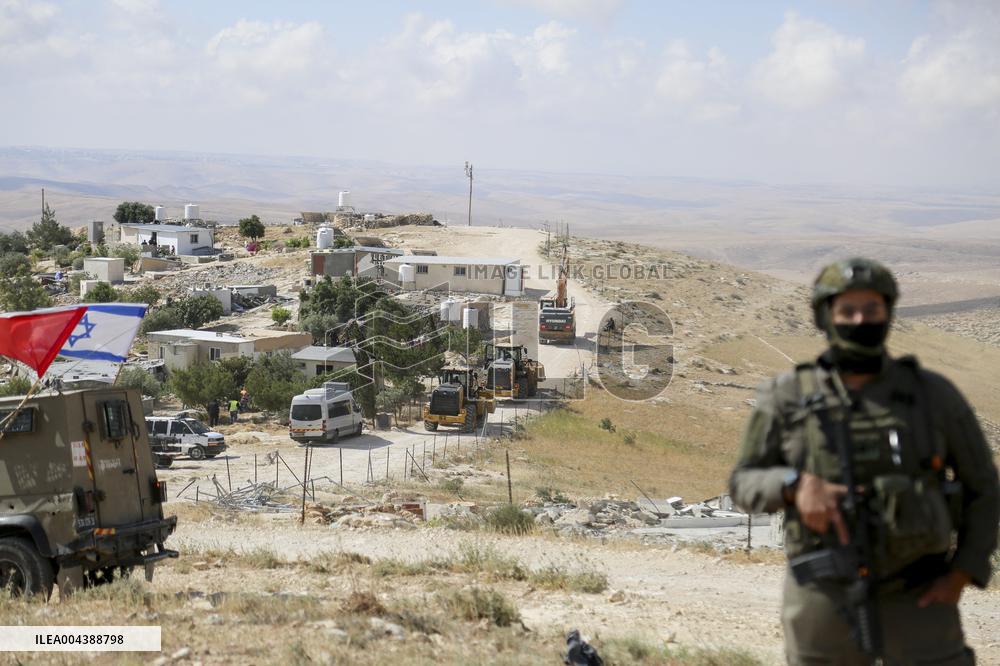 Israel Demolishes Palestinian Homes - West Bank