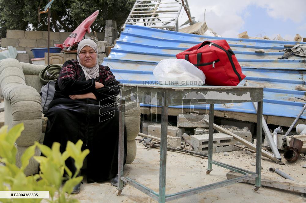 Israel Demolishes Palestinian Homes - West Bank