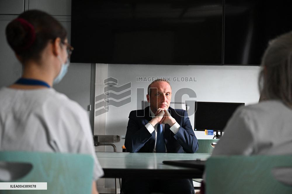 Marcangeli And Ravel Visit Internal Medicine Department At Saint-Antoine Hospital - Paris