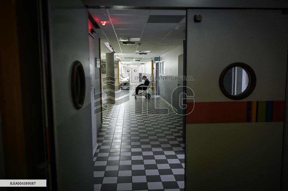 Emergency Department At Saint-Antoine Hospital - Paris