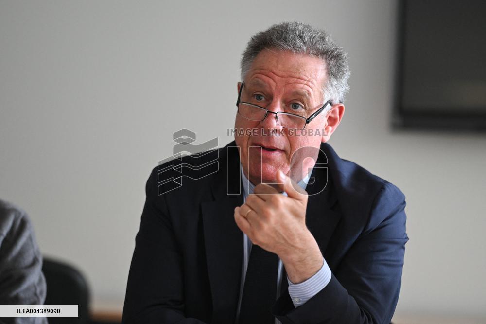 Marcangeli And Ravel Visit Internal Medicine Department At Saint-Antoine Hospital - Paris