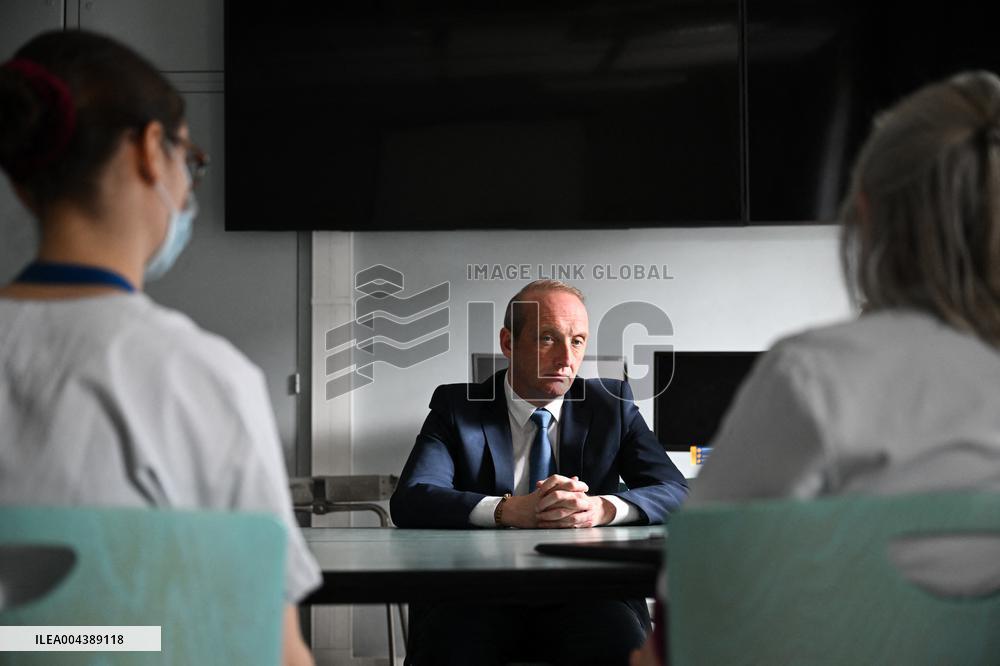 Marcangeli And Ravel Visit Internal Medicine Department At Saint-Antoine Hospital - Paris