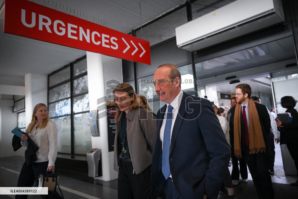 Marcangeli And Ravel Visit Internal Medicine Department At Saint-Antoine Hospital - Paris