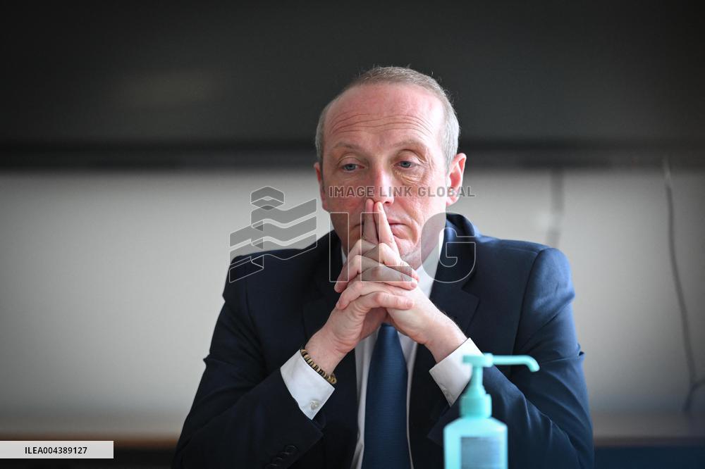 Marcangeli And Ravel Visit Internal Medicine Department At Saint-Antoine Hospital - Paris