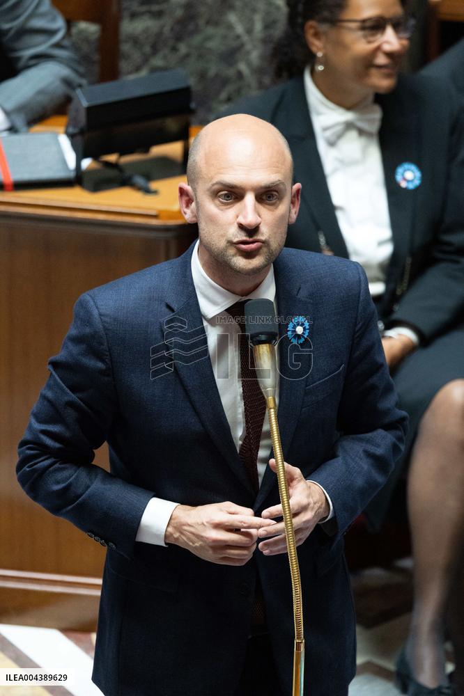 Questions to the government at the National Assembly - Paris RL