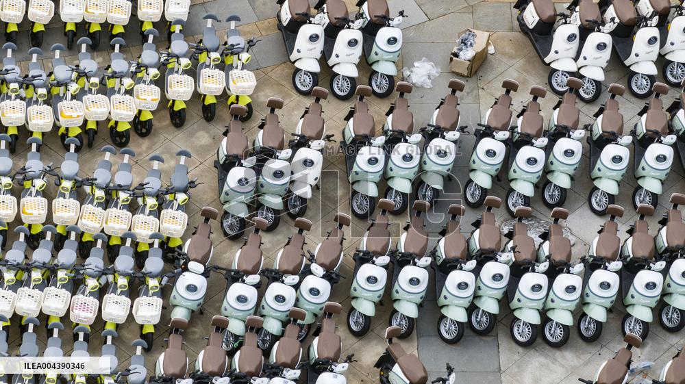 Electric Bicycle Rental Service