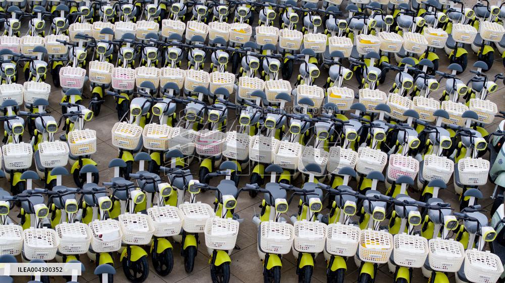 Electric Bicycle Rental Service