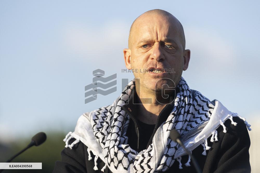 Melenchon Rallies Against Dissolution Threats - Paris