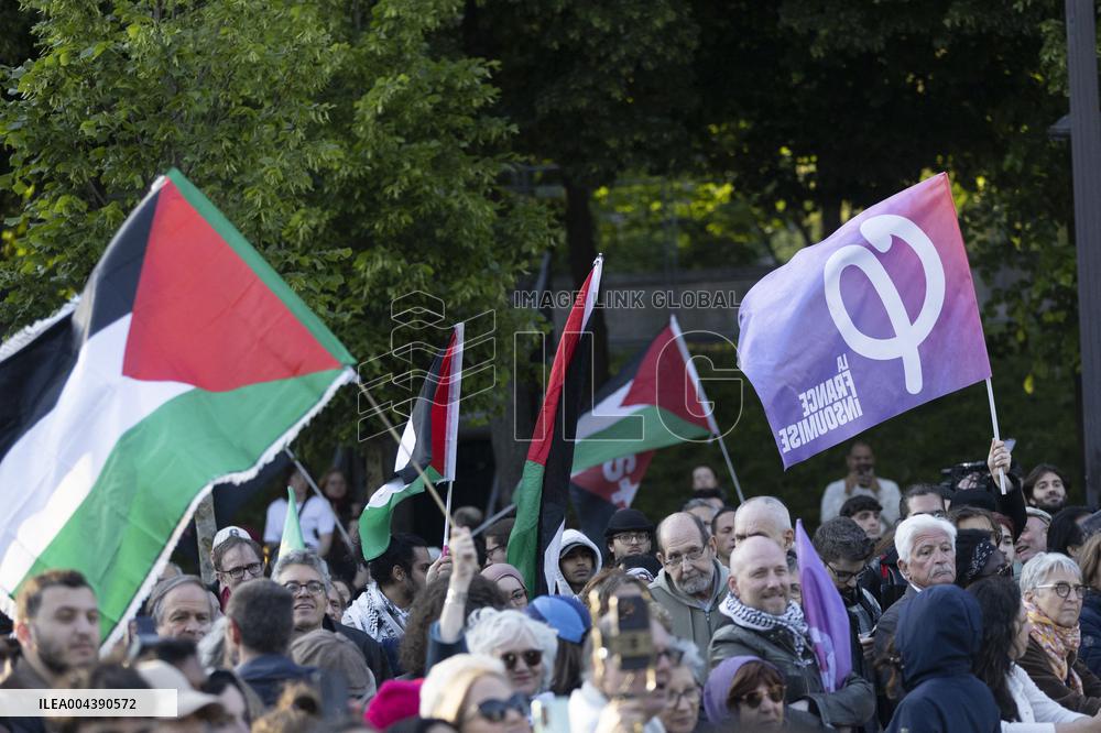 Melenchon Rallies Against Dissolution Threats - Paris