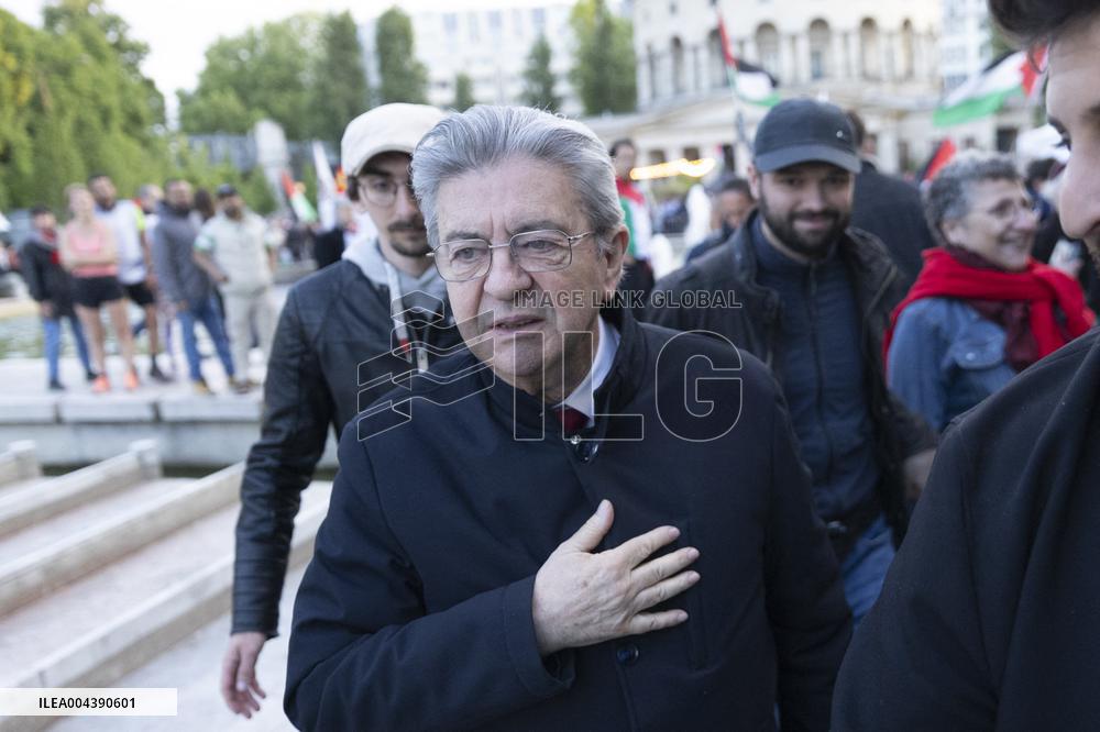 Melenchon Rallies Against Dissolution Threats - Paris