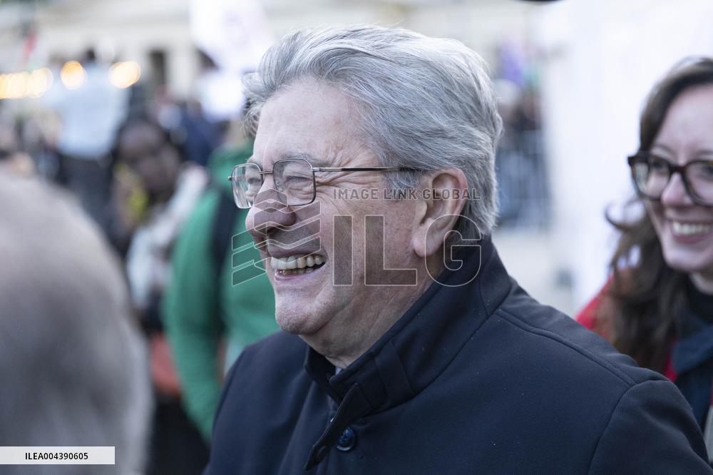 Melenchon Rallies Against Dissolution Threats - Paris