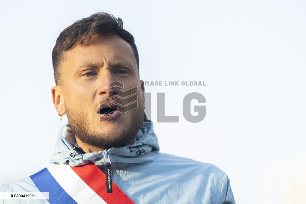 Melenchon Rallies Against Dissolution Threats - Paris