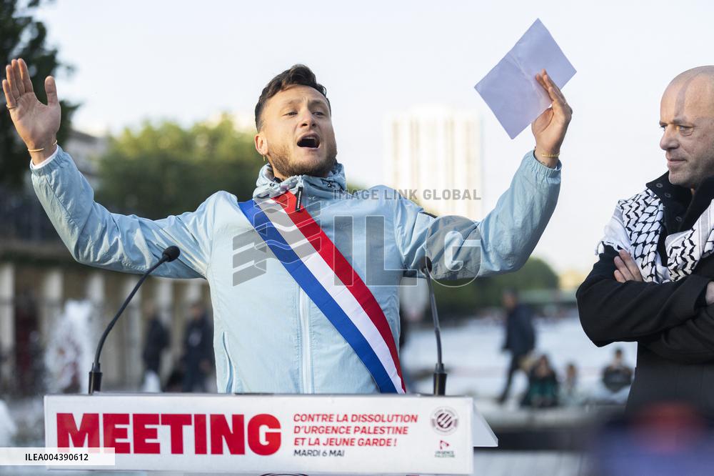 Melenchon Rallies Against Dissolution Threats - Paris