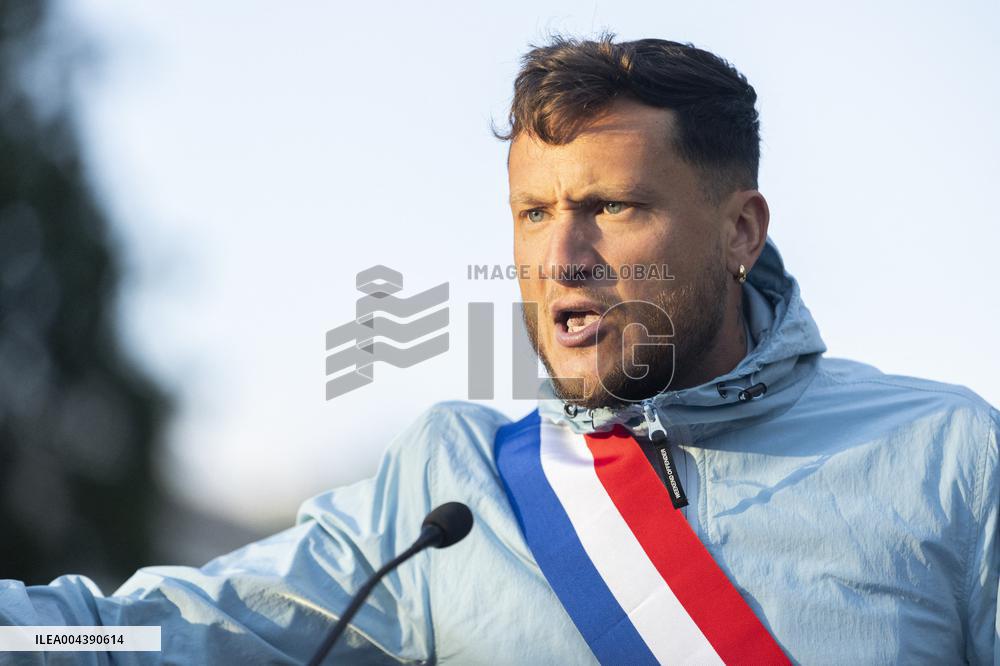 Melenchon Rallies Against Dissolution Threats - Paris