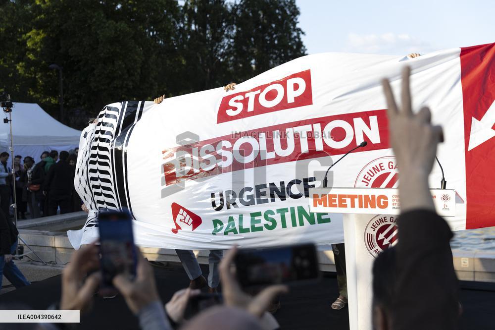 Melenchon Rallies Against Dissolution Threats - Paris