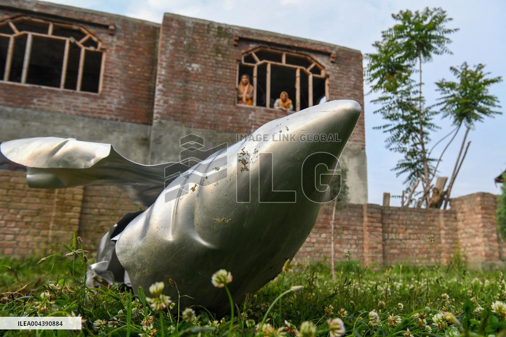 Indian Fighter Jet Crashes in Kashmir Amid Cross-Border Airstrike