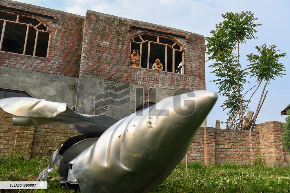 Indian Fighter Jet Crashes in Kashmir Amid Cross-Border Airstrike