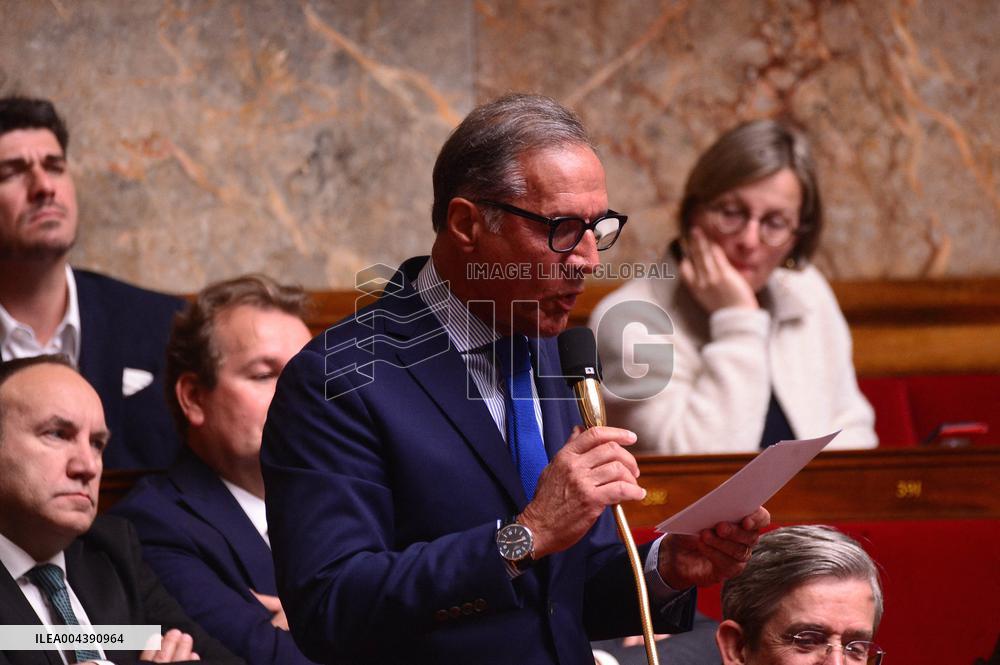 Questions Session To The Government - Paris