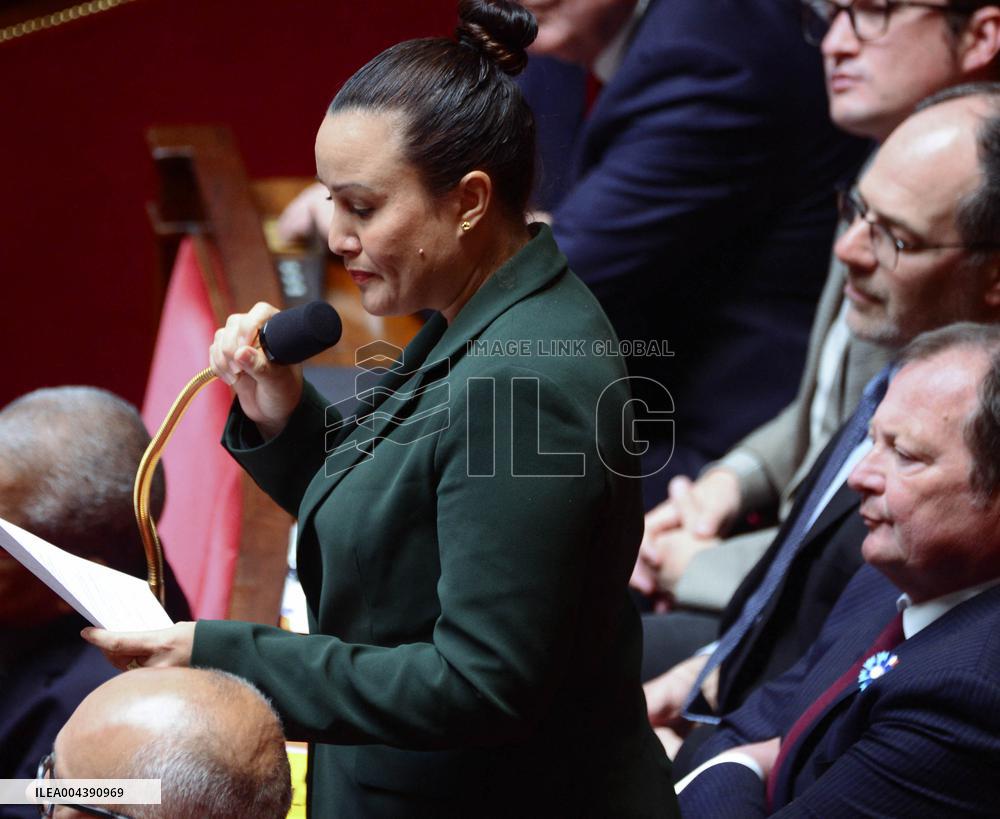 Questions Session To The Government - Paris