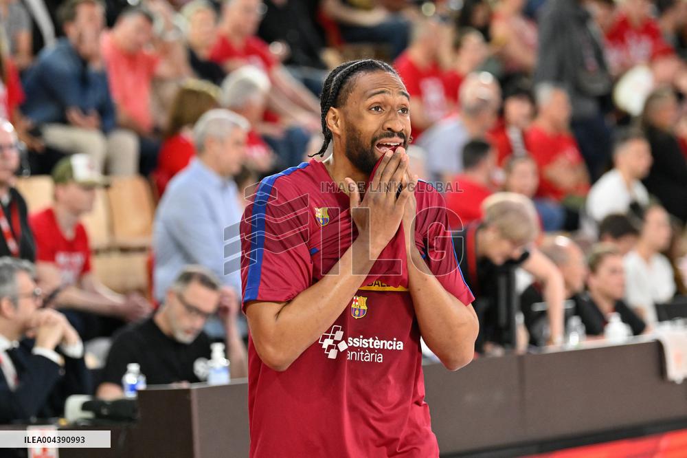 Jessica Gunning Portrait