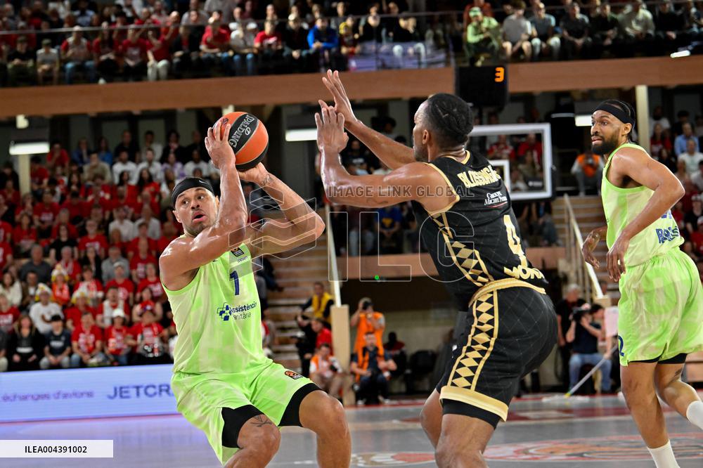 Jessica Gunning Portrait