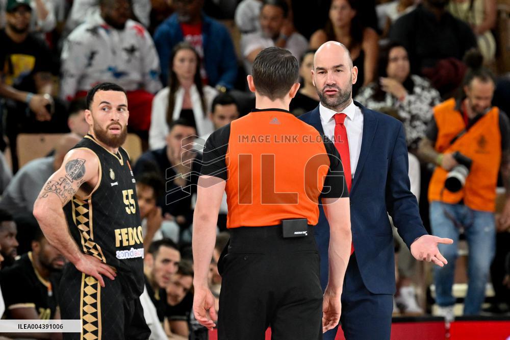 Jessica Gunning Portrait