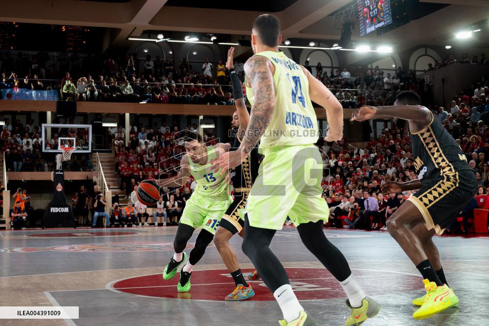 Jessica Gunning Portrait