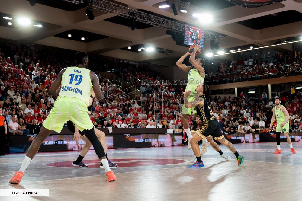 Jessica Gunning Portrait