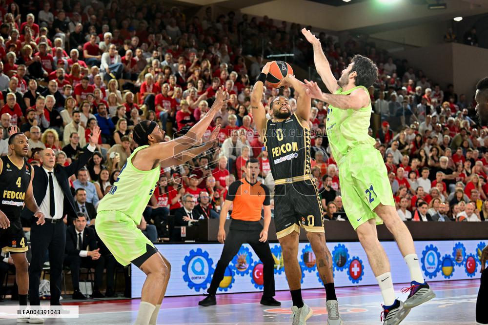 Jessica Gunning Portrait