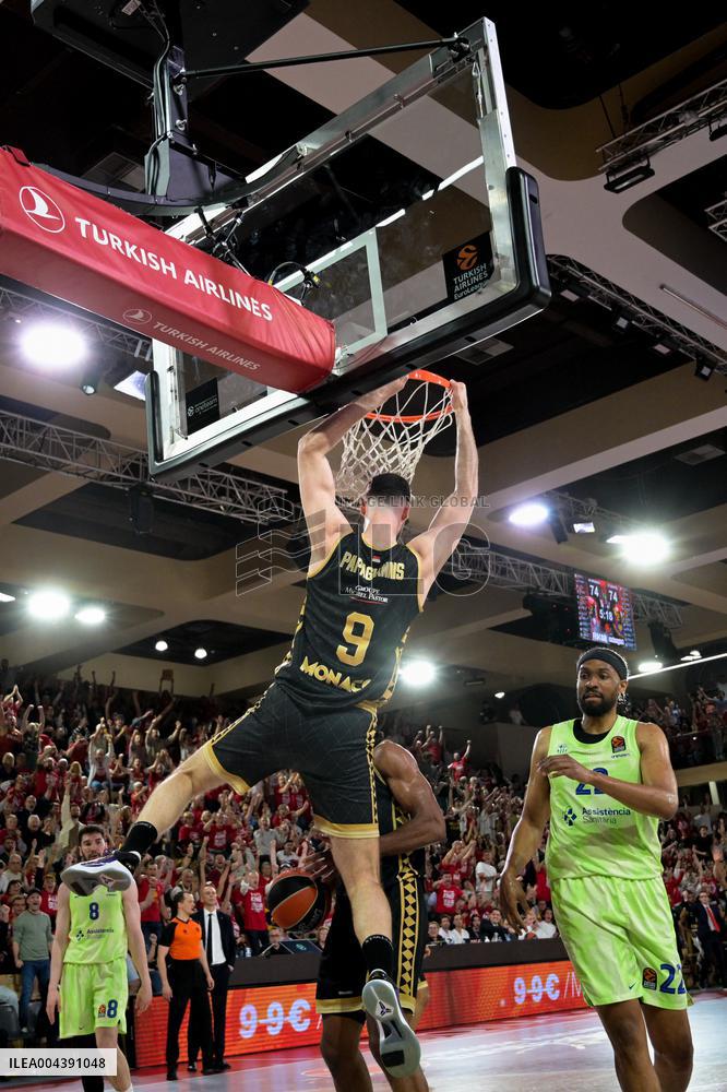 Jessica Gunning Portrait