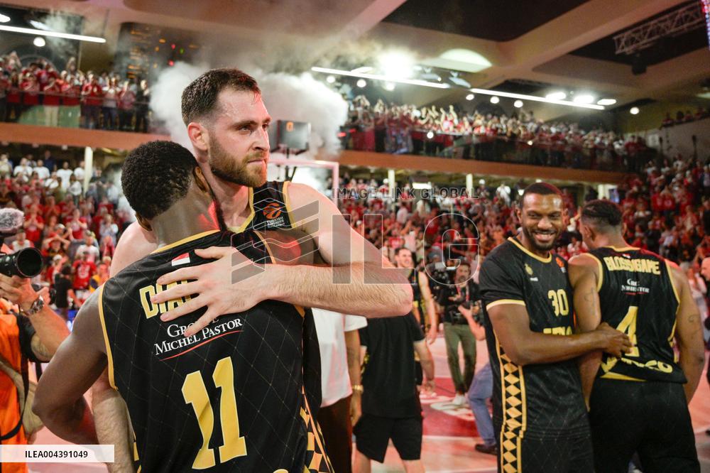 Jessica Gunning Portrait