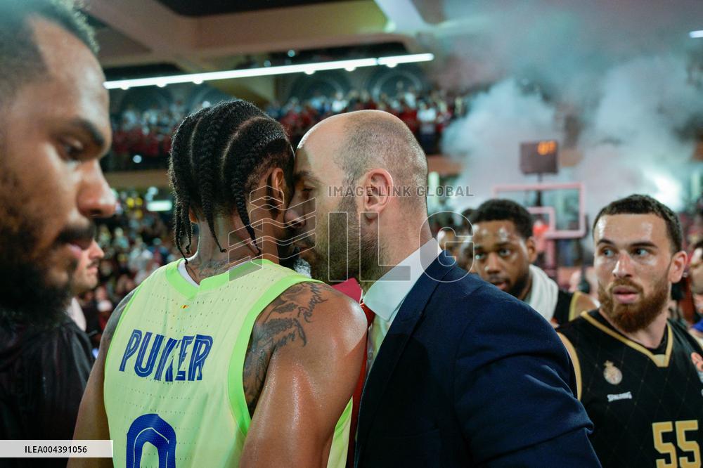 Jessica Gunning Portrait