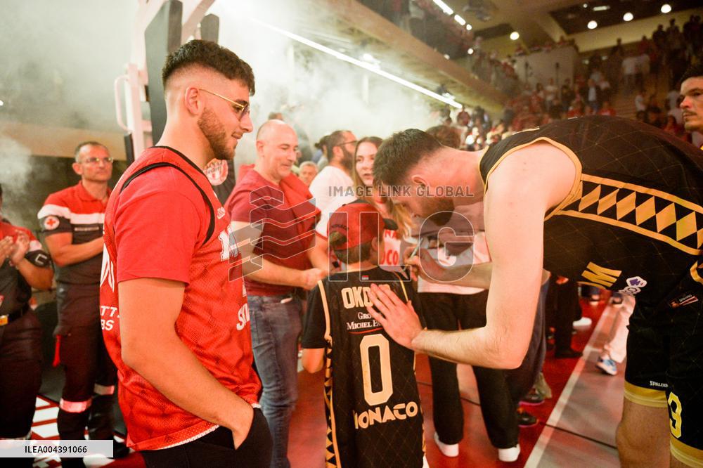 Jessica Gunning Portrait