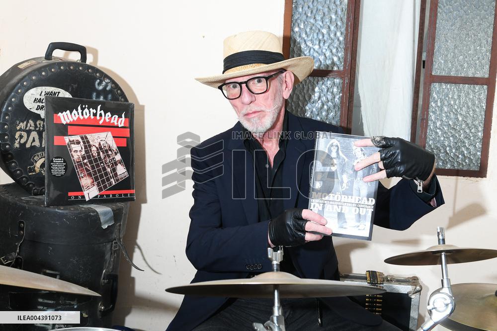 Lucas Fox Portrait - Paris