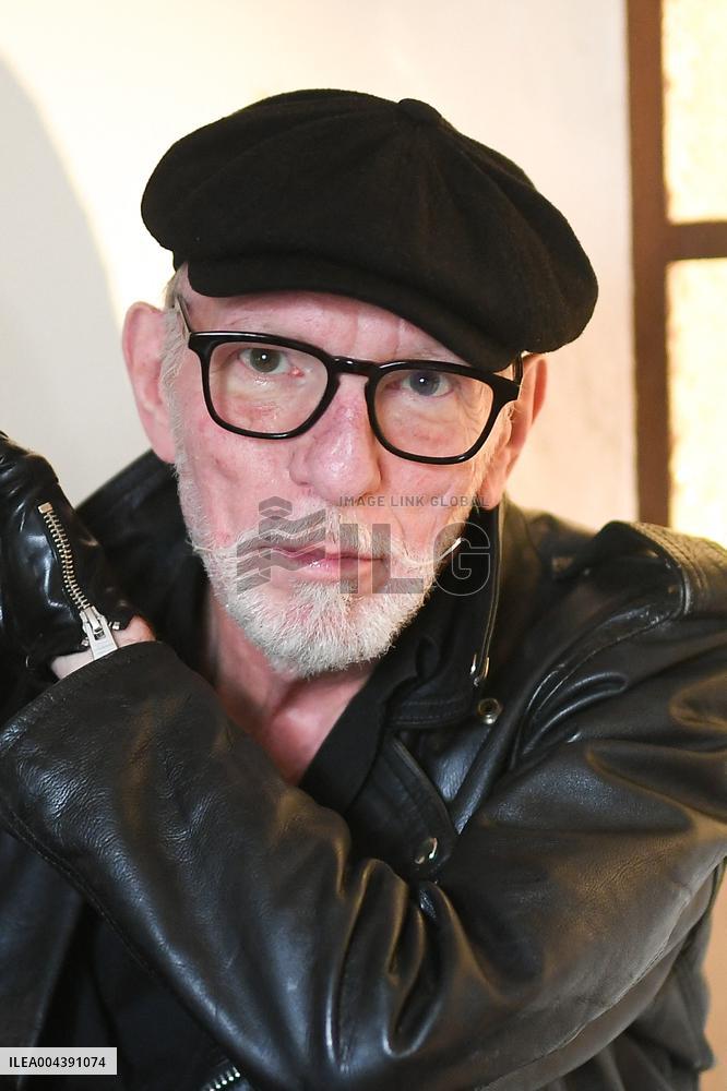 Lucas Fox Portrait - Paris